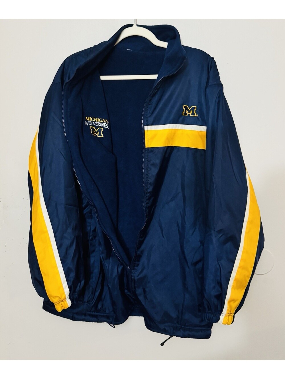Vintage Michigan Wolverine REVERSABLE bomber Jacket-XL-Fleece, Windbreaker